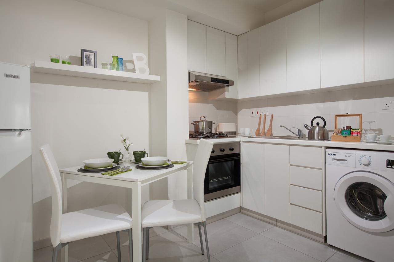 Myrtiana Apartments 니코시아 외부 사진